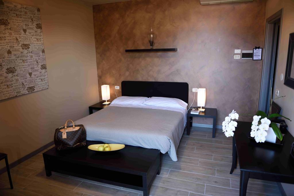 Hotel Residenza Alighieri 巴多利诺 外观 照片