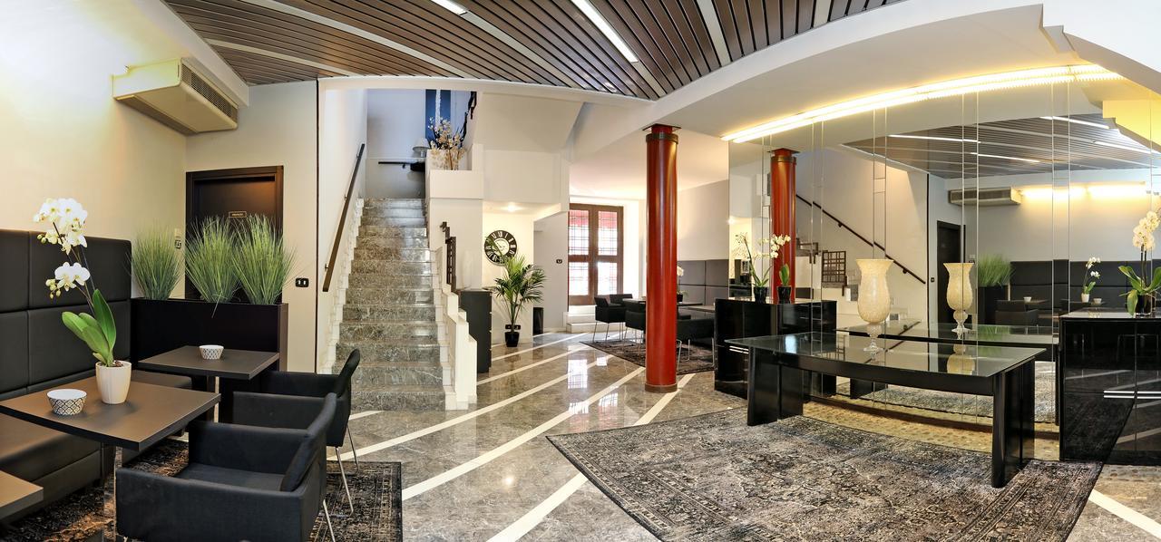 Hotel Residenza Alighieri 巴多利诺 外观 照片