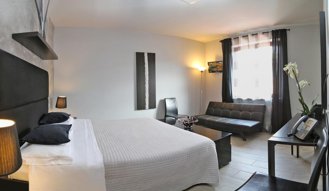 Hotel Residenza Alighieri 巴多利诺 外观 照片