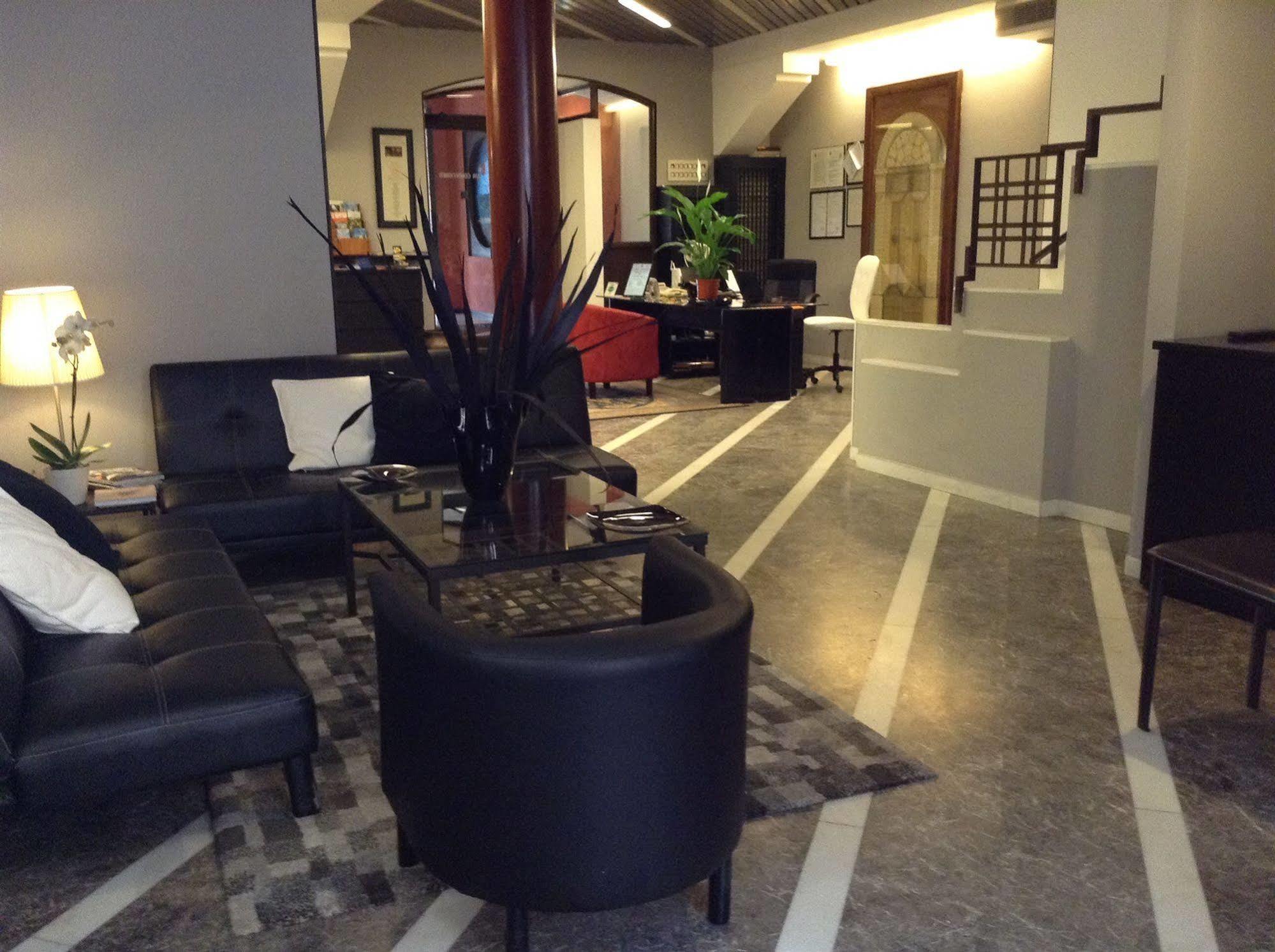 Hotel Residenza Alighieri 巴多利诺 外观 照片