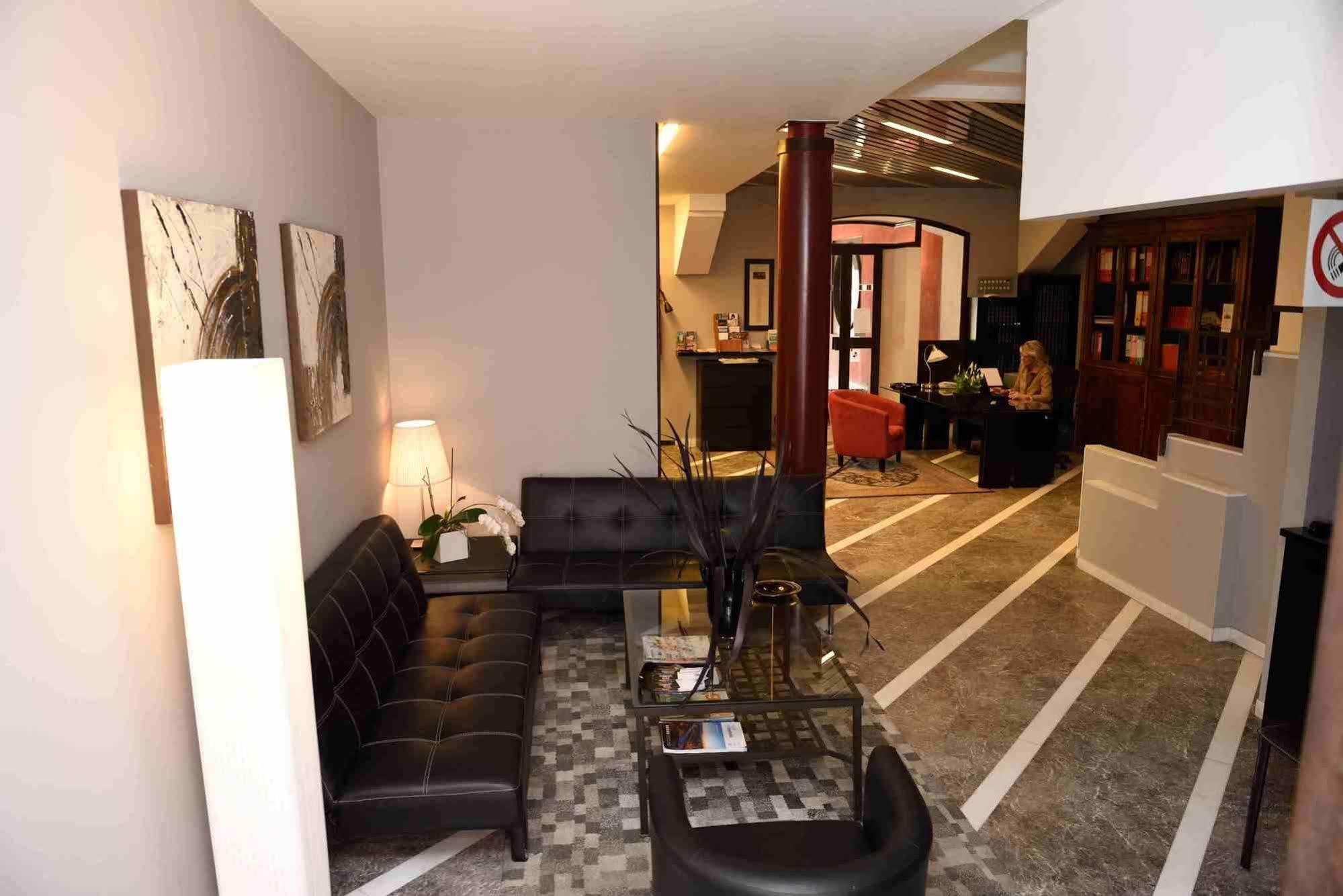 Hotel Residenza Alighieri 巴多利诺 外观 照片