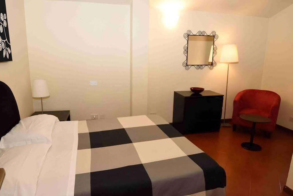 Hotel Residenza Alighieri 巴多利诺 外观 照片